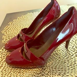 Burberry patent leather red heel